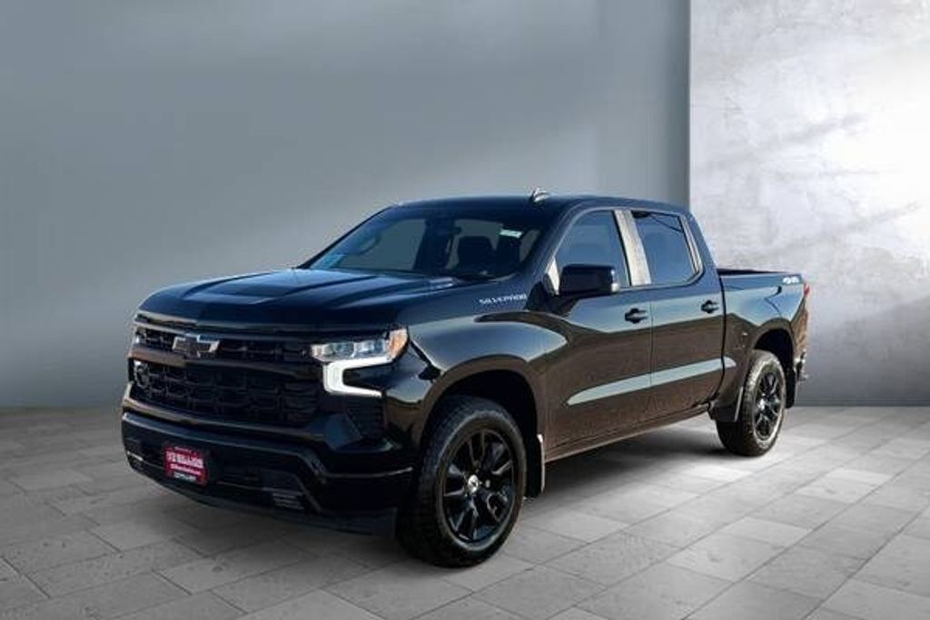 2024 Chevrolet Silverado RST