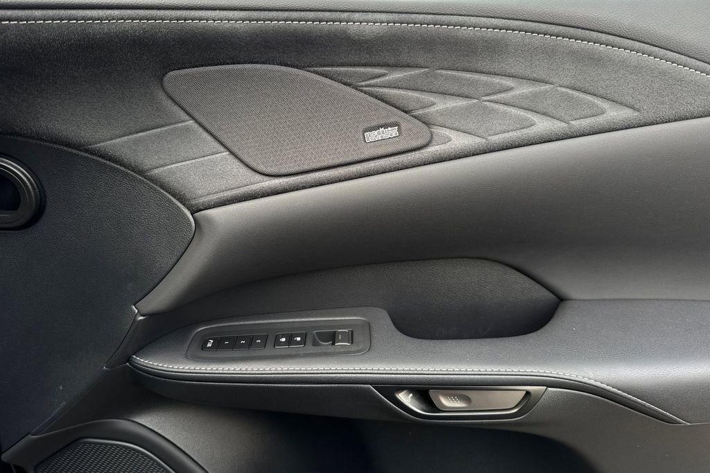 2025 LEXUS RX - photo 20