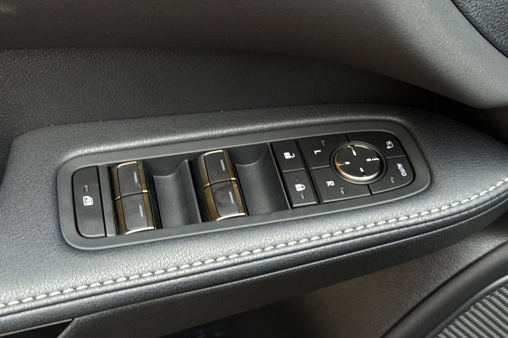 2025 LEXUS RX - photo 12