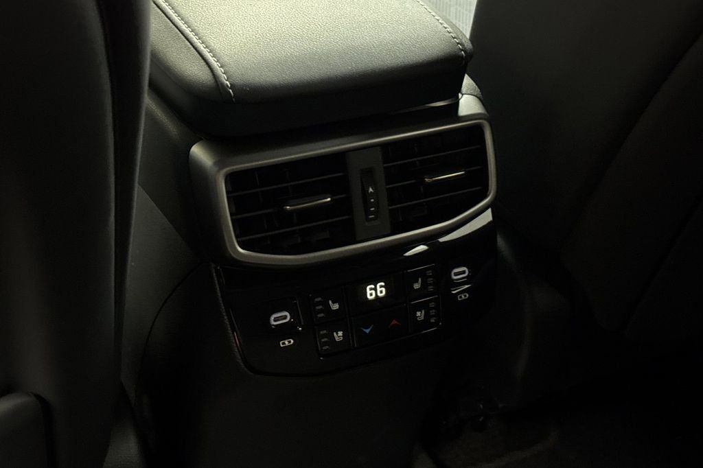 2025 LEXUS RX - photo 14