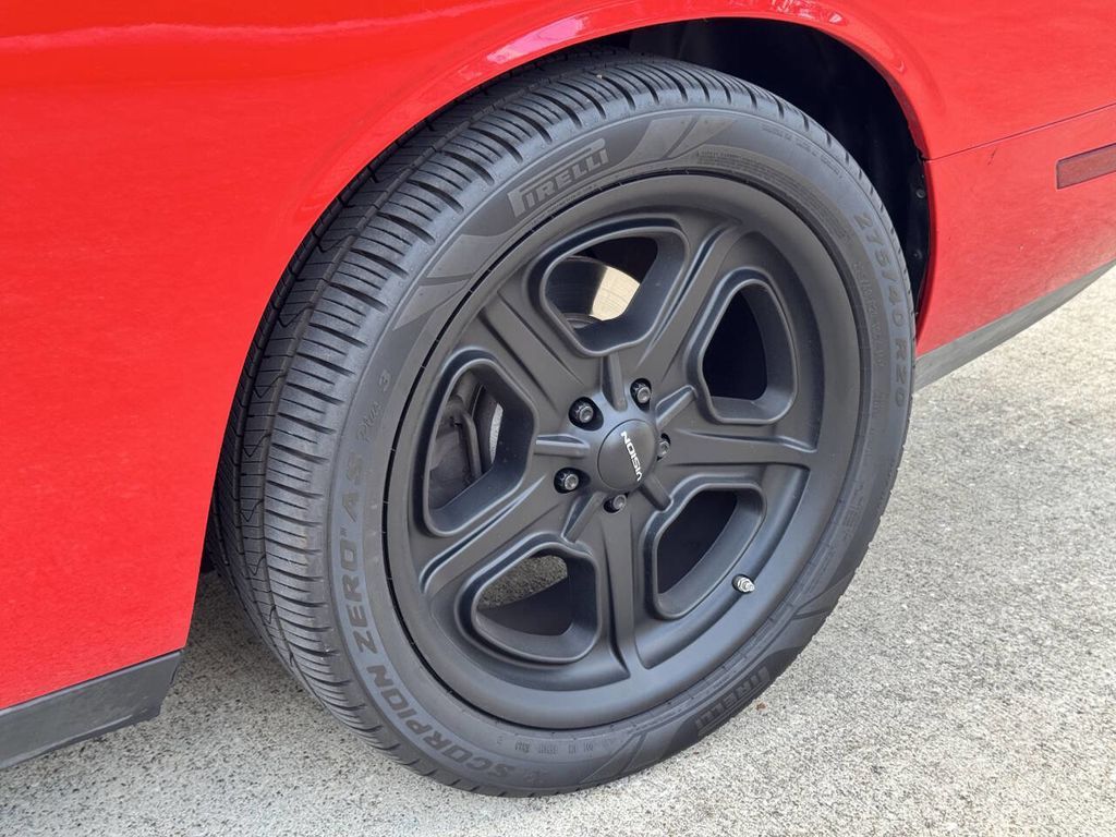 2009 DODGE Challenger - photo 24