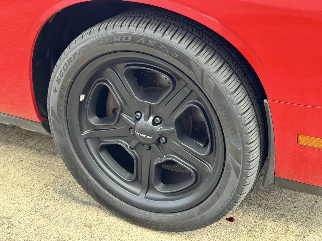 2009 DODGE Challenger - photo 28