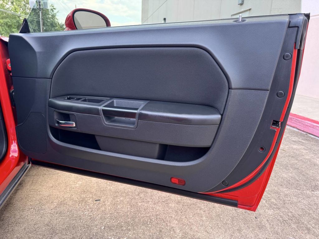 2009 DODGE Challenger - photo 14