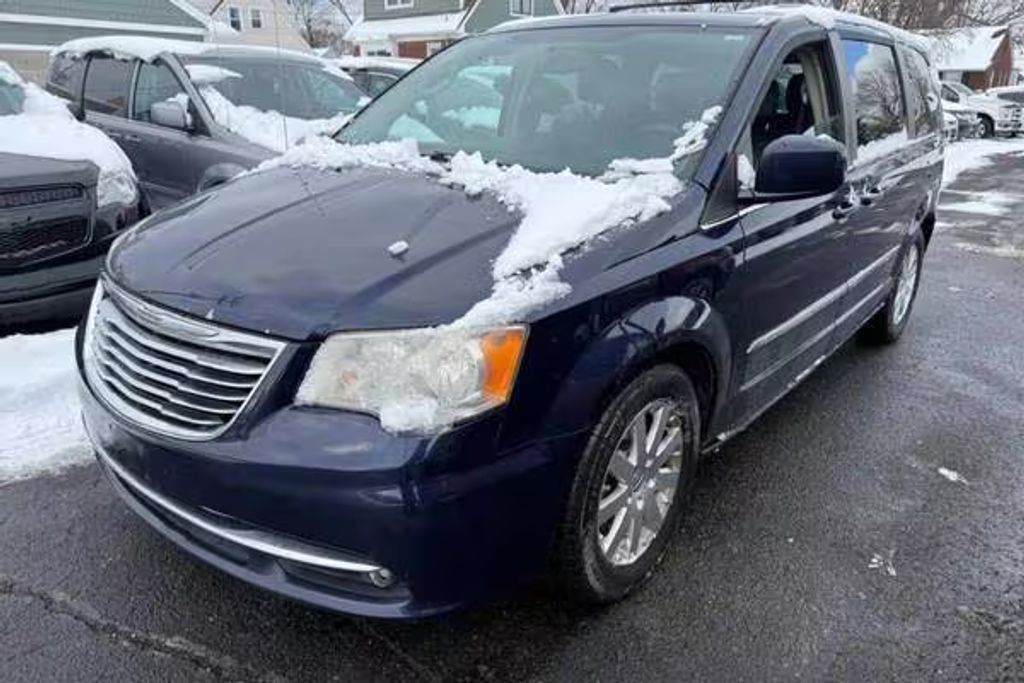 2014 Chrysler Town AND Country Touring