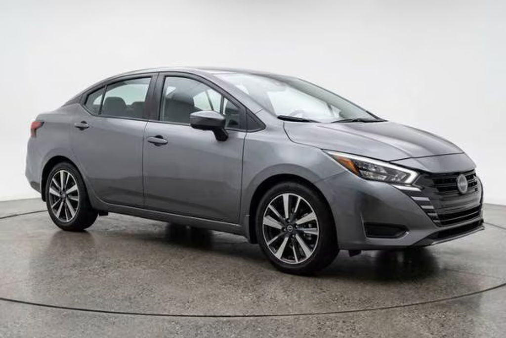 2025 Nissan Versa SV