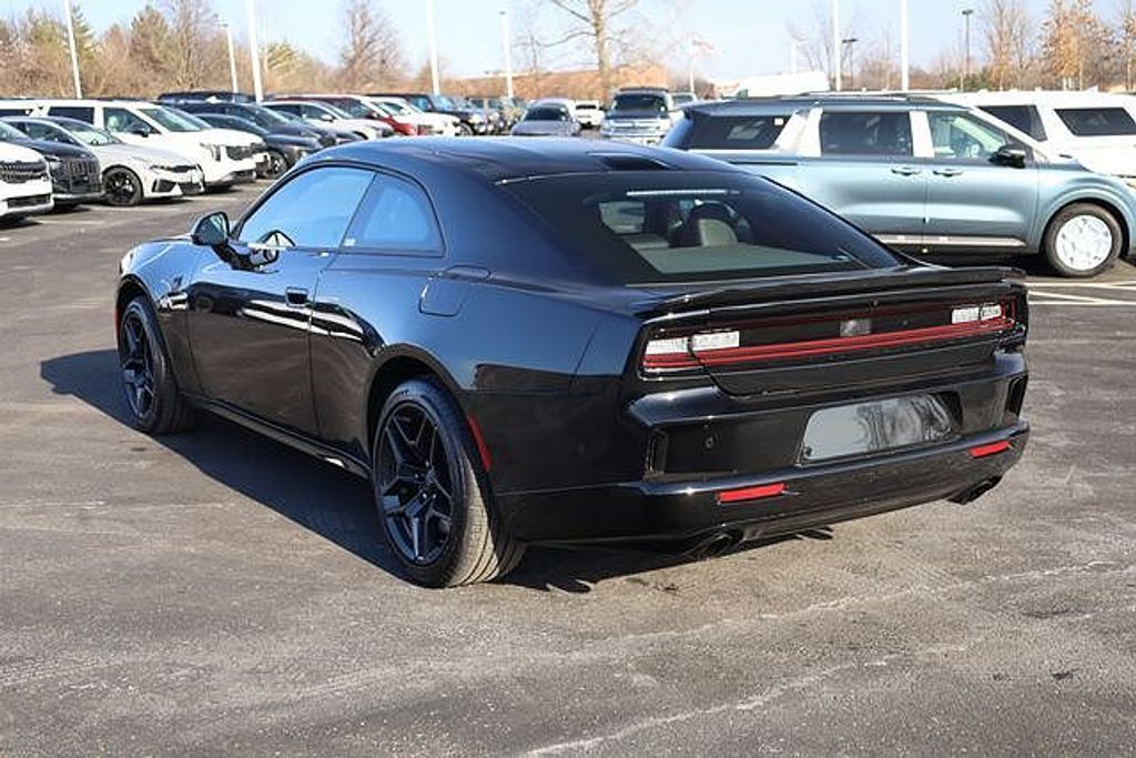 2026 DODGE Charger - photo 6