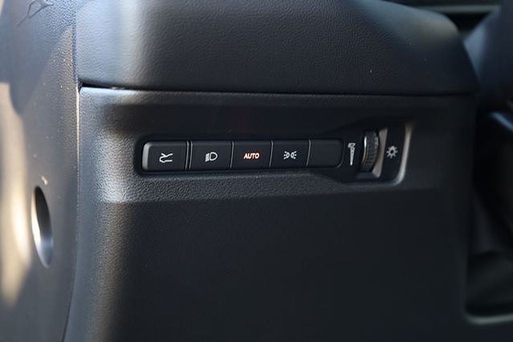 2026 DODGE Charger - photo 12