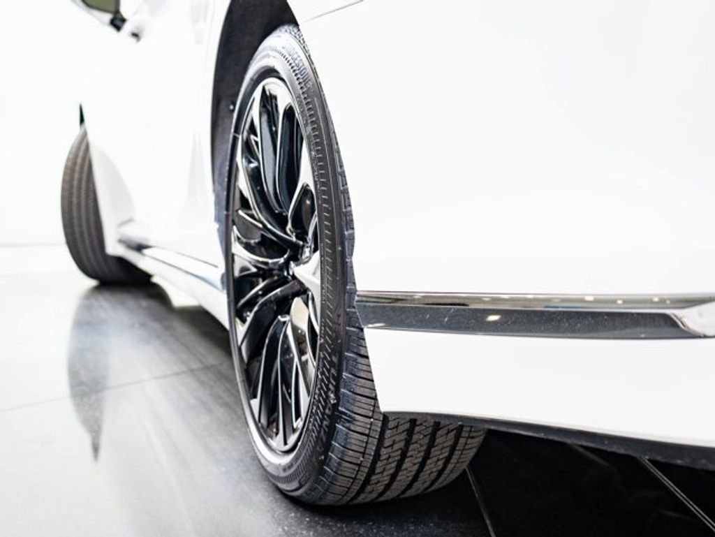 2019 LEXUS LS - photo 40