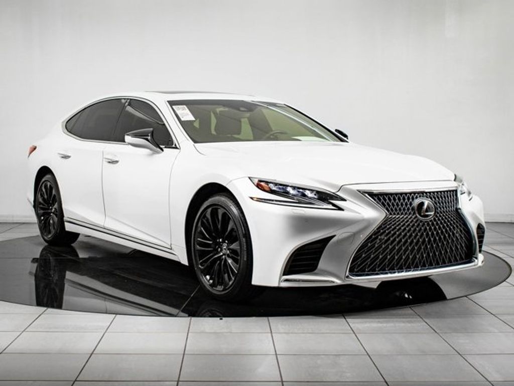 2019 LEXUS LS - photo 5