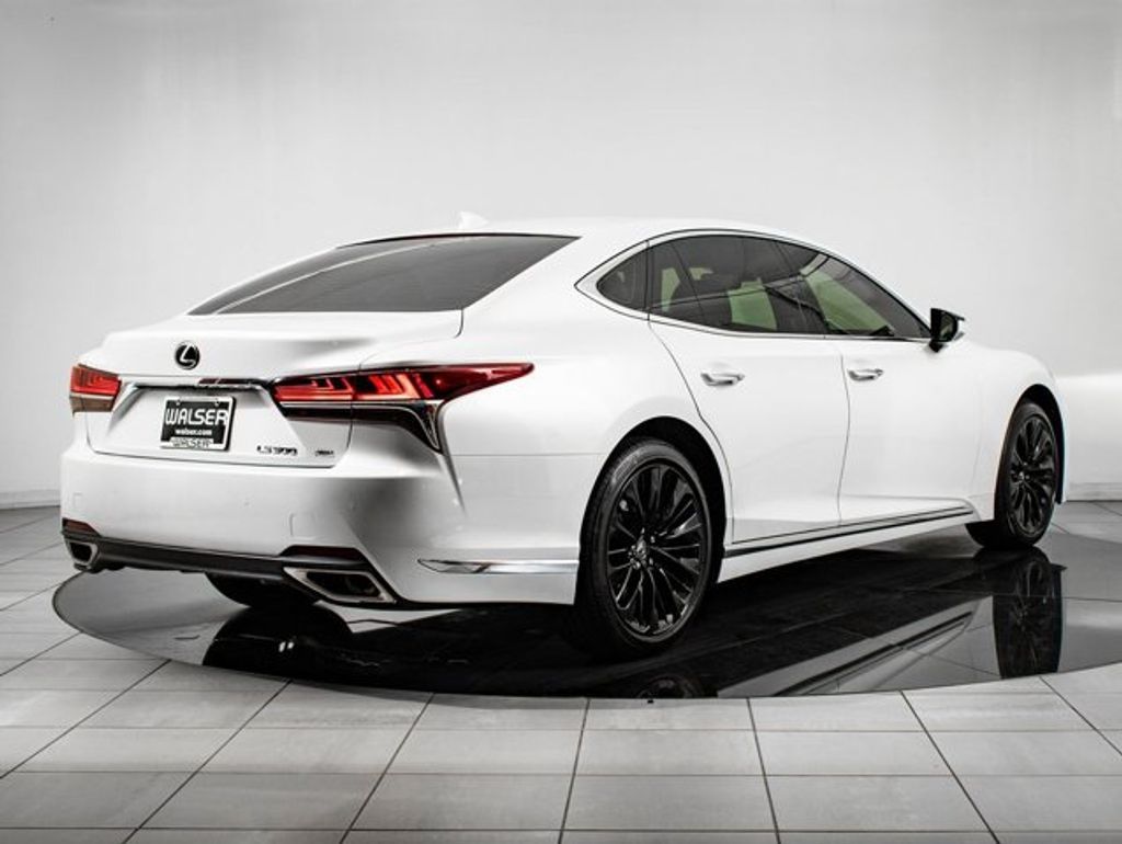 2019 LEXUS LS - photo 7