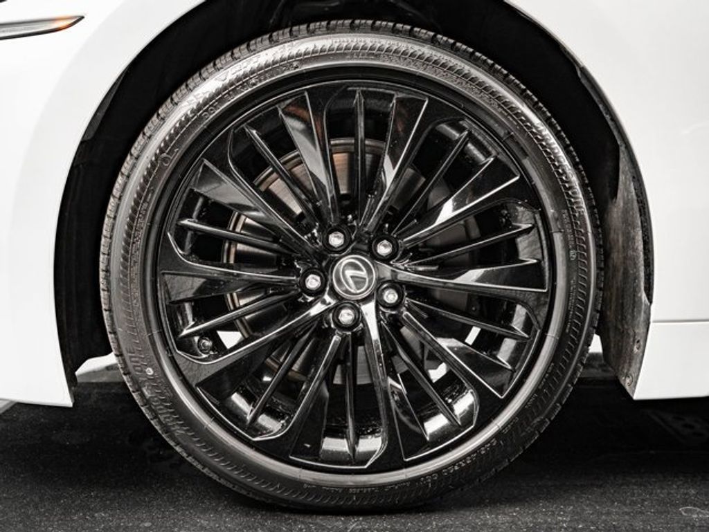 2019 LEXUS LS - photo 13