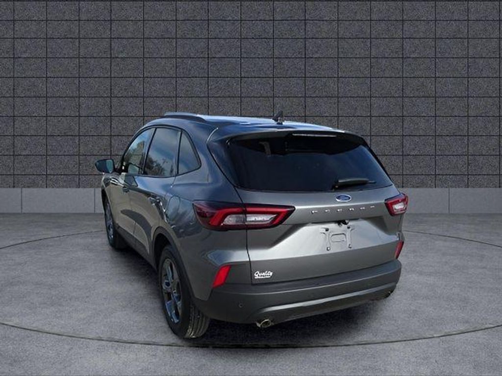 2026 FORD Escape - photo 13