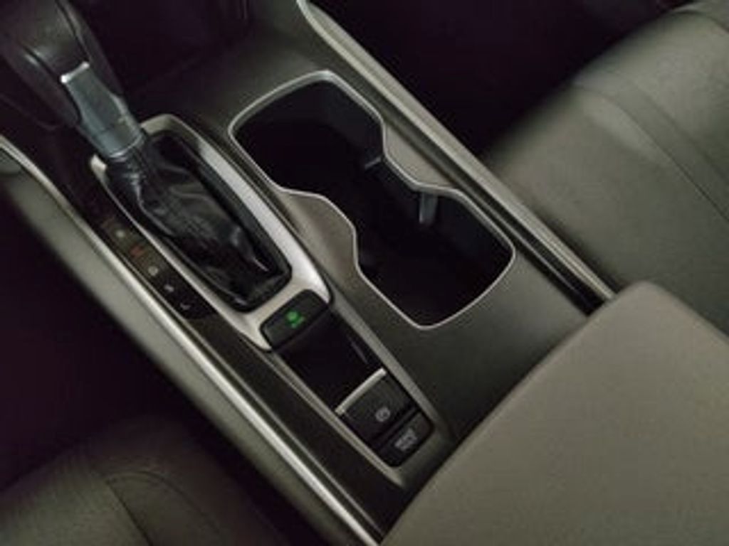 2020 HONDA Accord - photo 26
