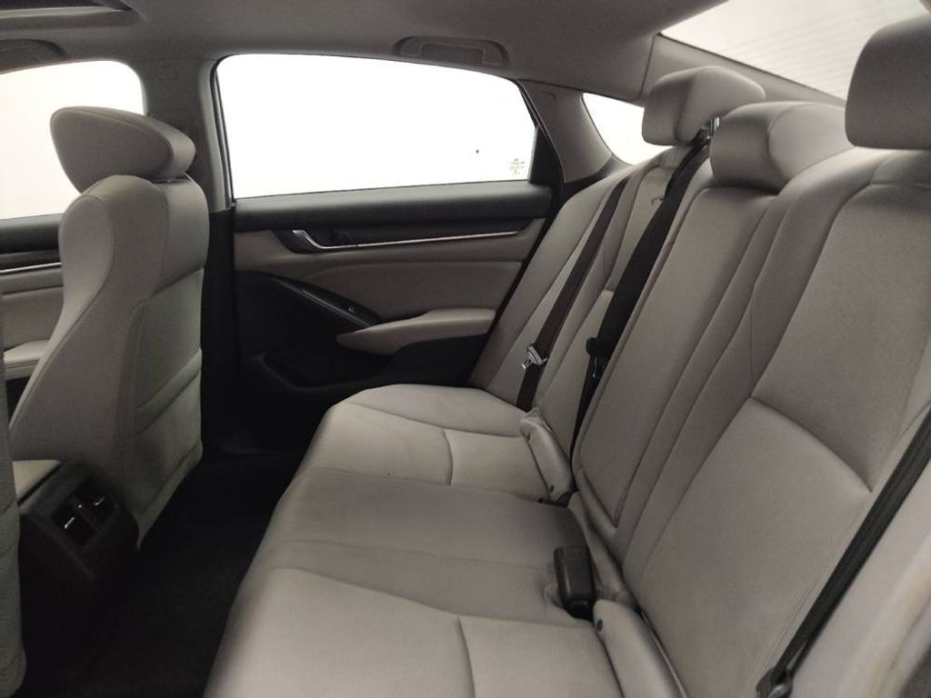 2020 HONDA Accord - photo 18