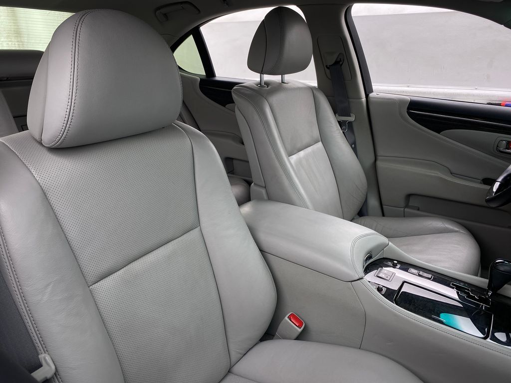 2012 Lexus LS 460