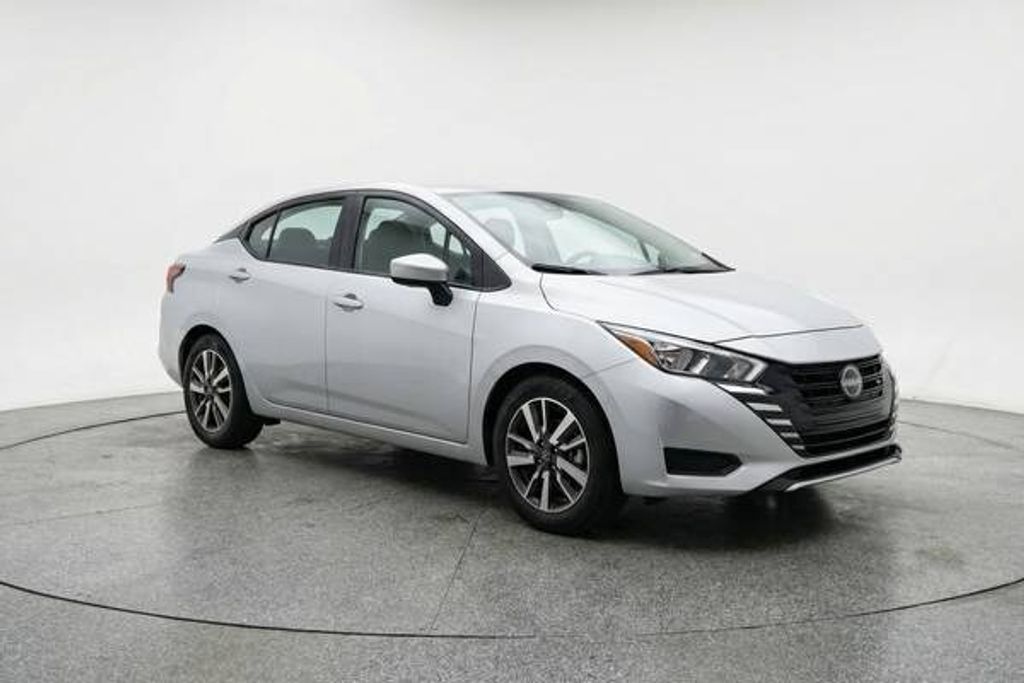 2025 Nissan Versa SV