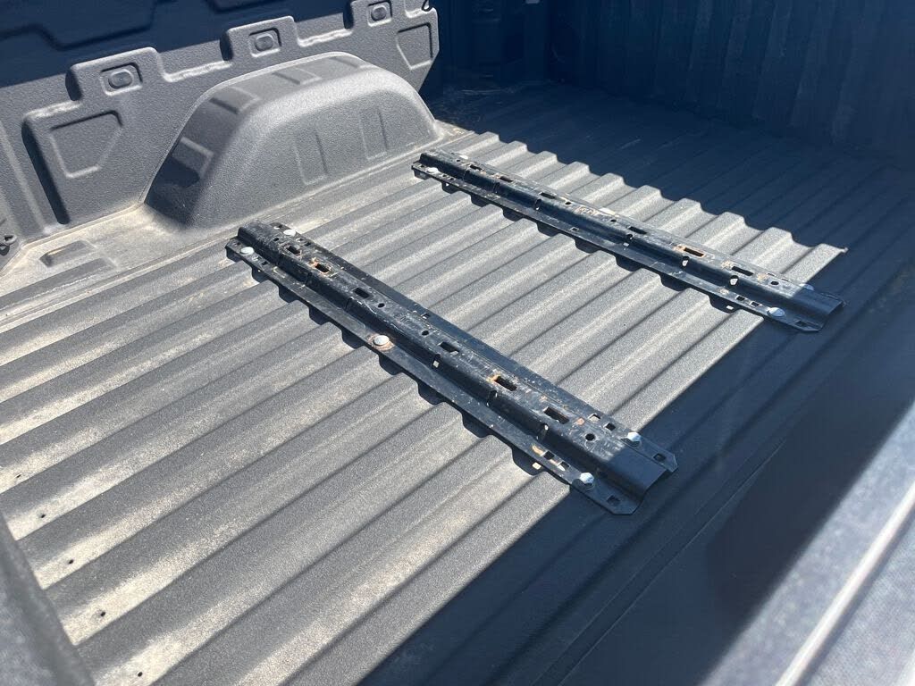 2021 CHEVROLET Silverado - photo 25