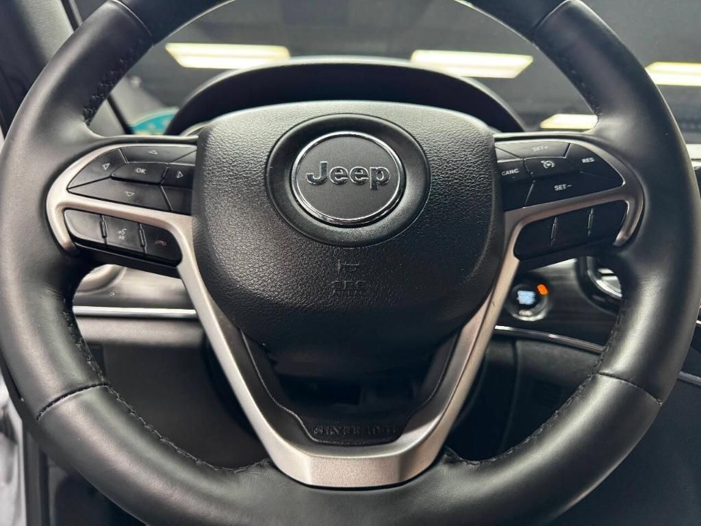 2020 JEEP Grand Cherokee - photo 21