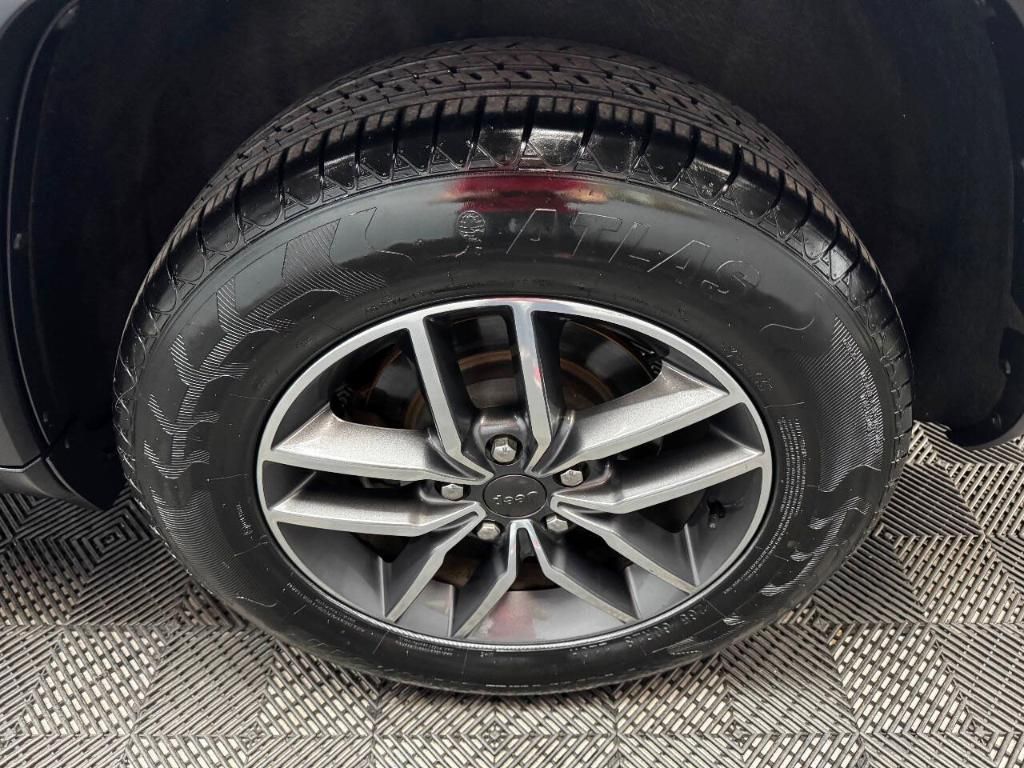 2020 JEEP Grand Cherokee - photo 18