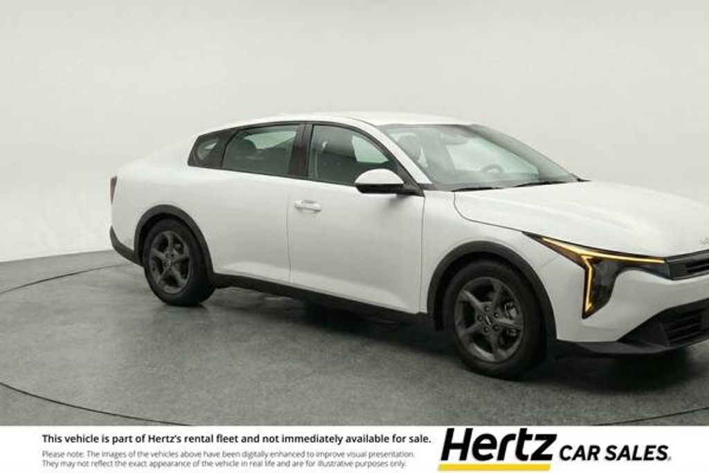 2025 KIA K4 - main photo