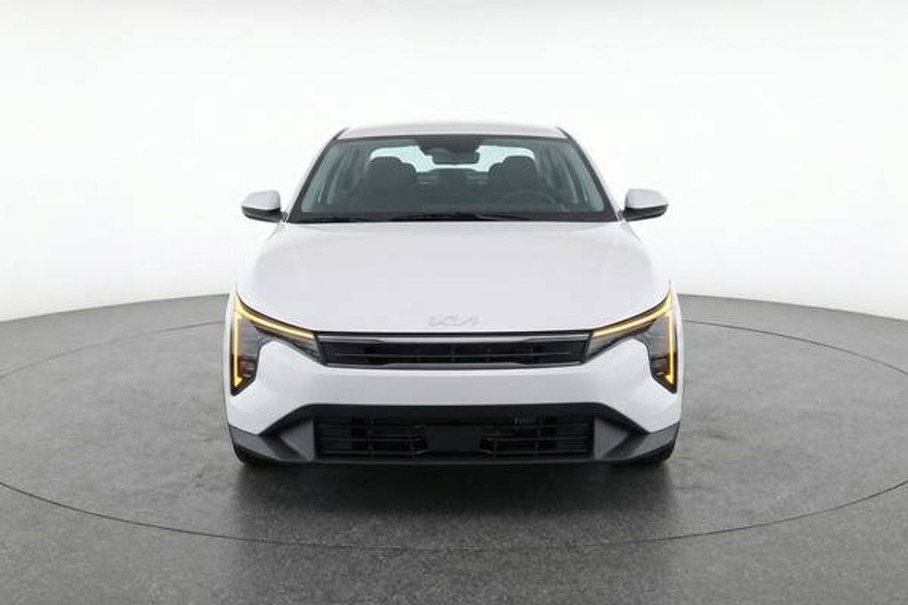 2025 KIA K4 - photo 2