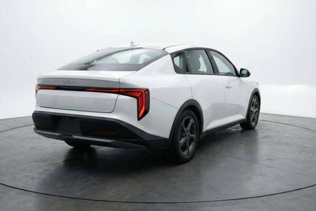 2025 KIA K4 - photo 9
