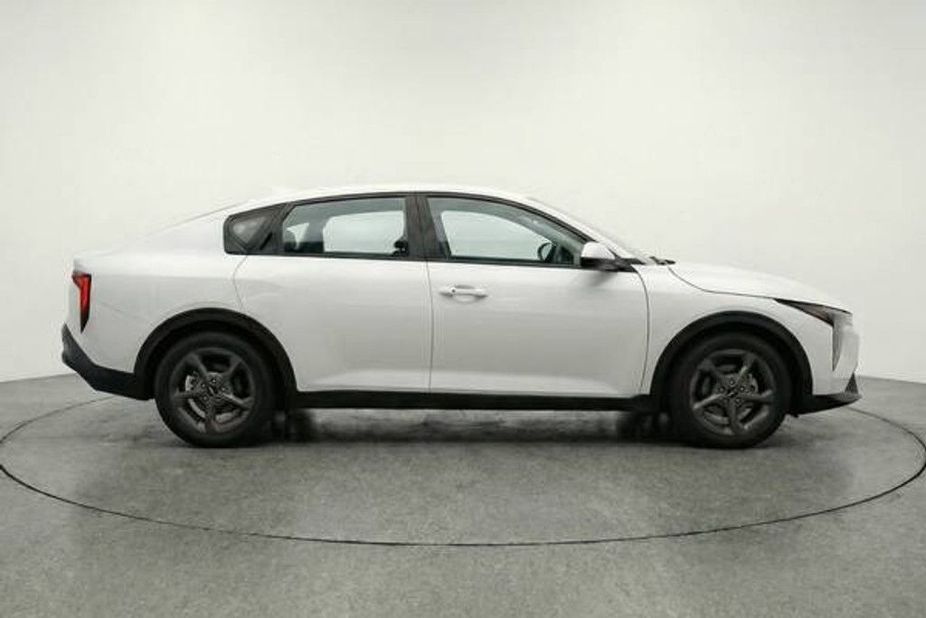 2025 KIA K4 - photo 11