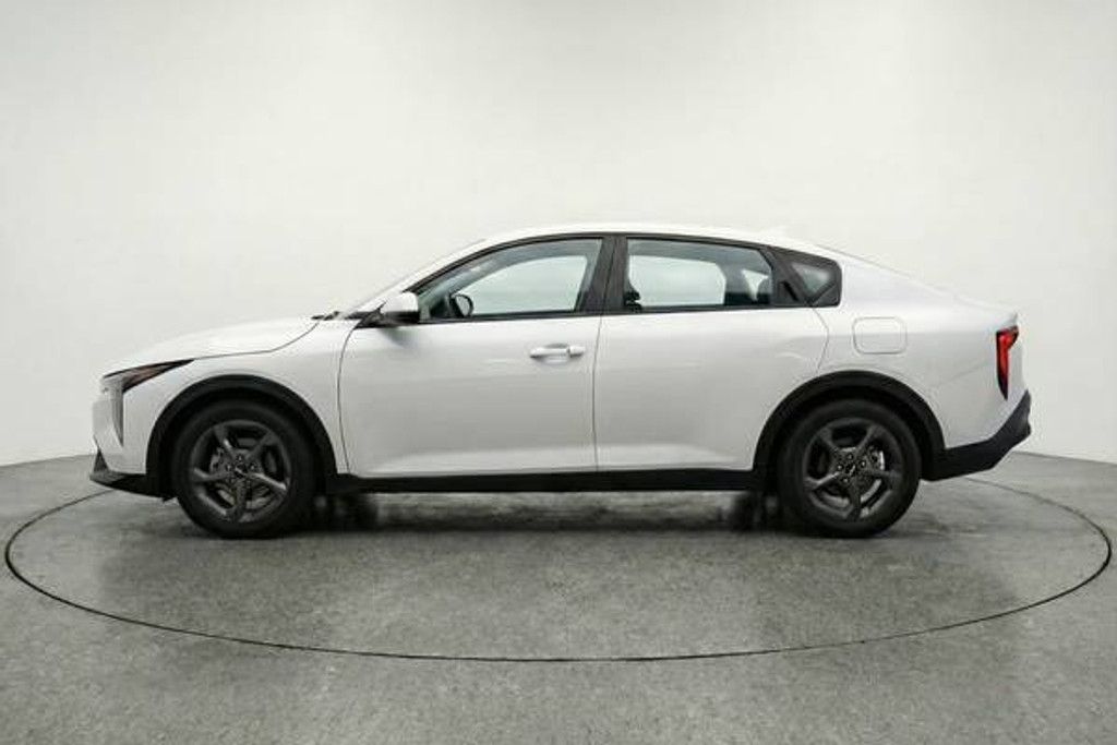 2025 KIA K4 - photo 5