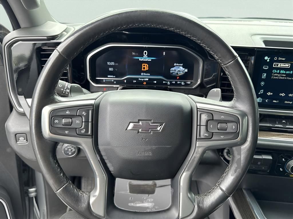 2023 CHEVROLET Silverado - photo 3