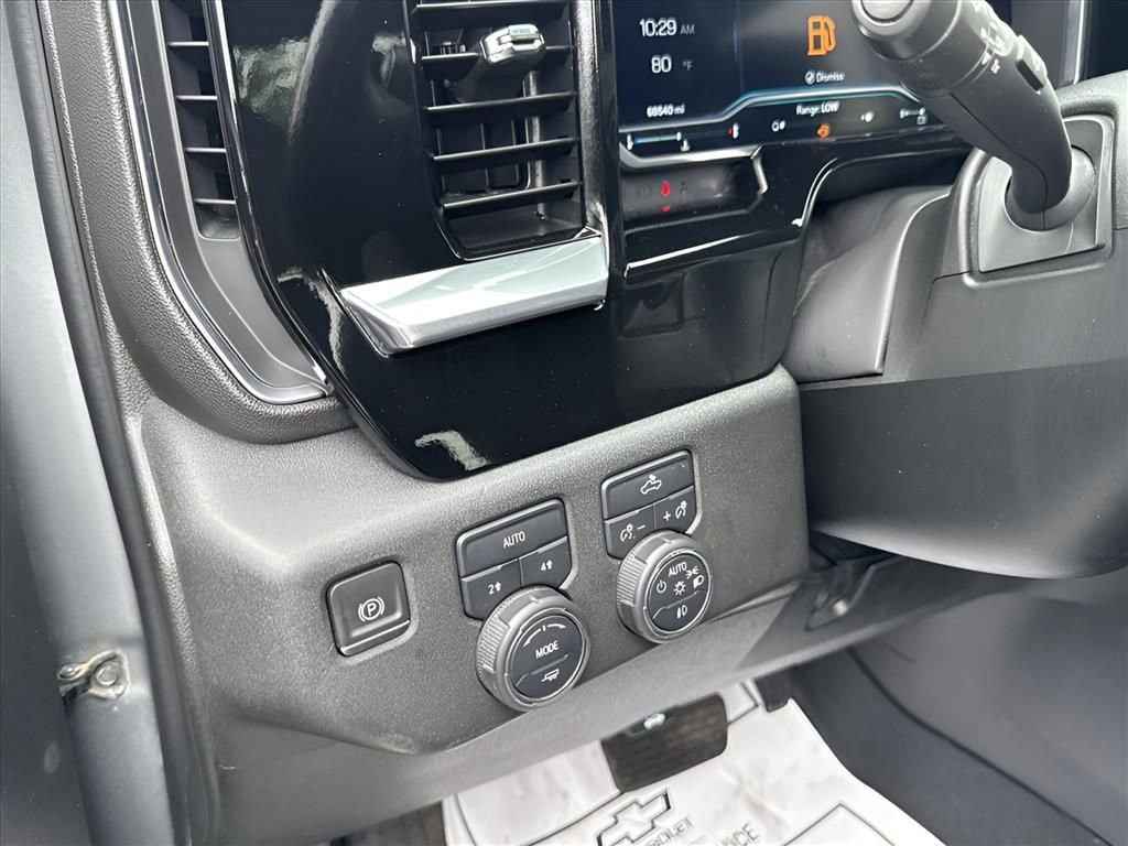 2023 CHEVROLET Silverado - photo 22