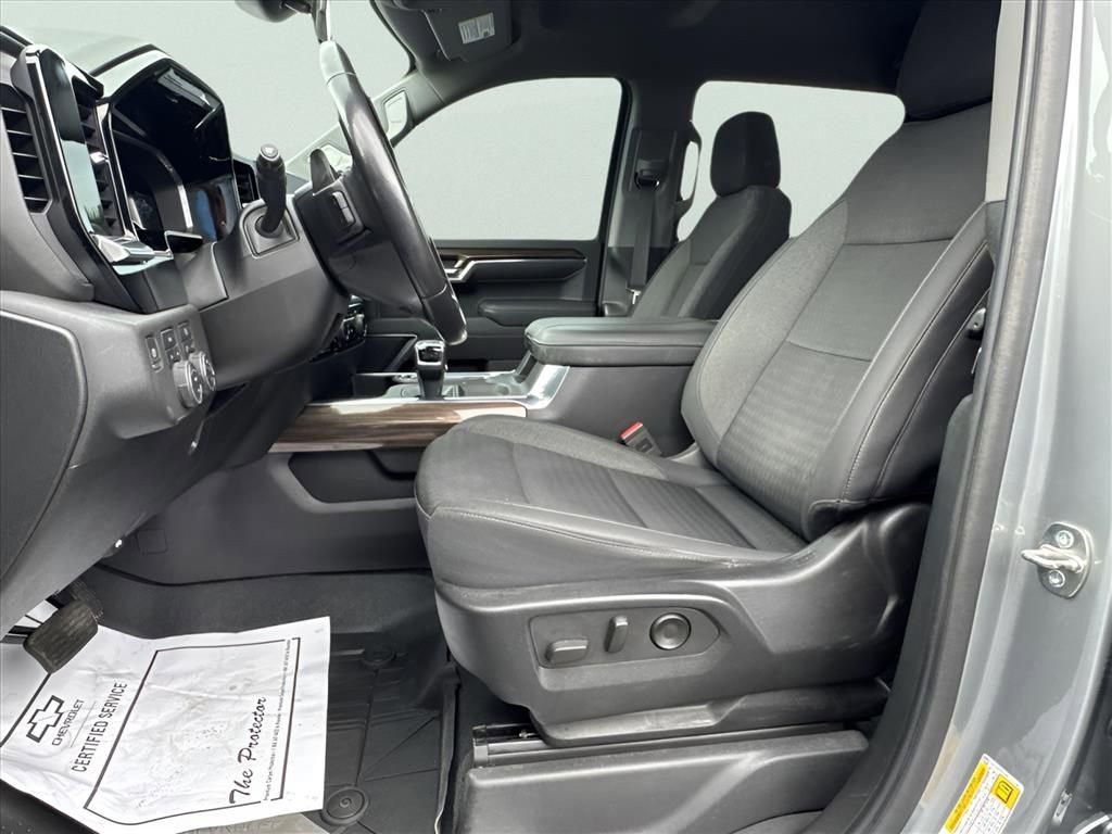 2023 CHEVROLET Silverado - photo 10