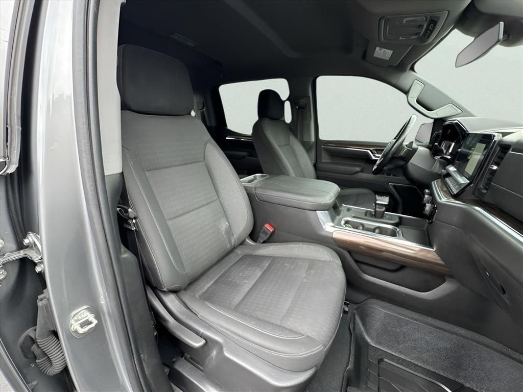 2023 CHEVROLET Silverado - photo 15