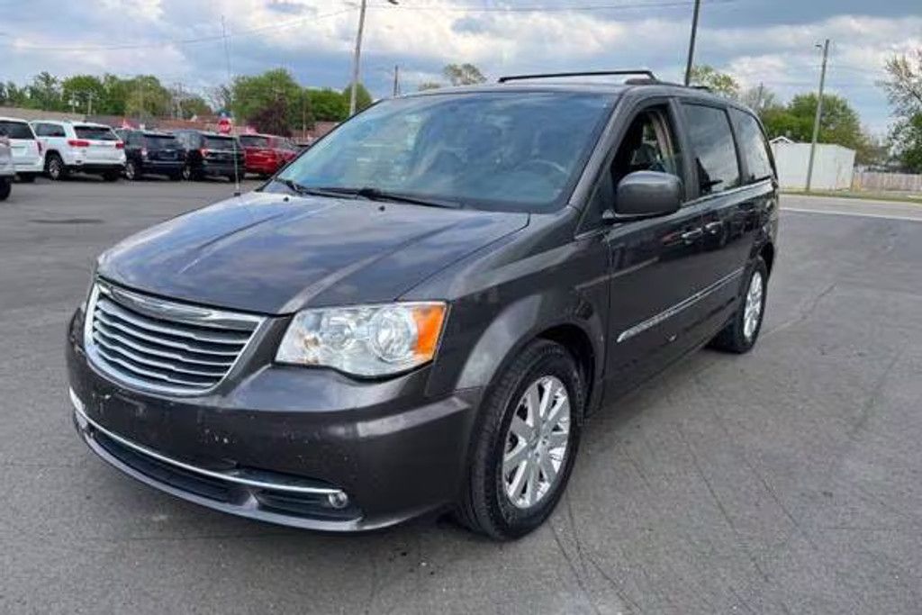 2015 Chrysler Town AND Country Touring