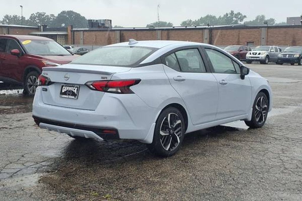 2024 NISSAN Versa - photo 6