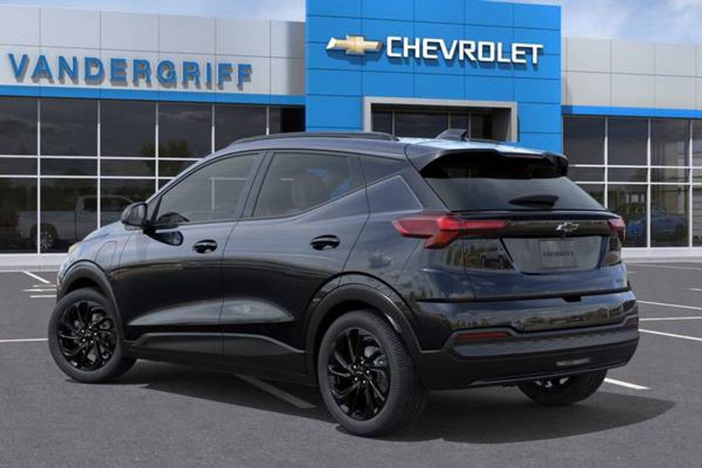 2027 CHEVROLET Bolt - photo 3