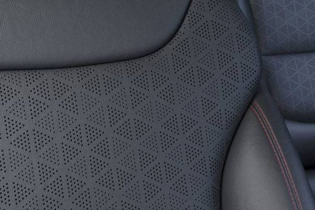 2027 CHEVROLET Bolt - photo 21