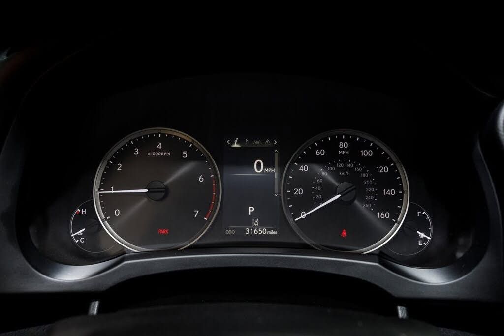2024 LEXUS IS - photo 26