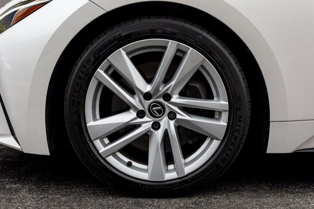 2024 LEXUS IS - photo 11
