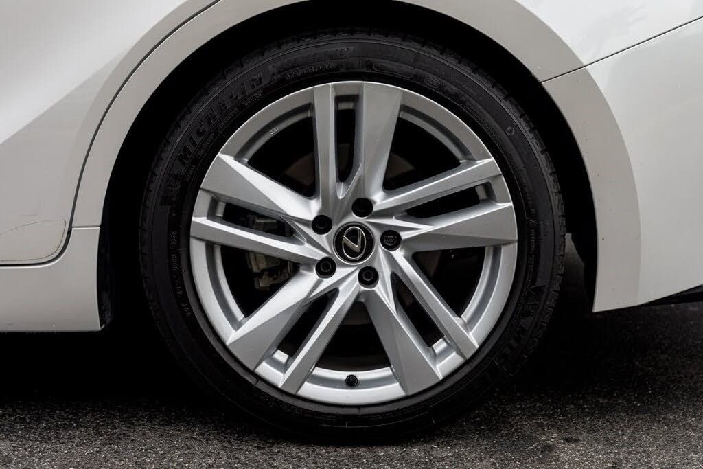 2024 LEXUS IS - photo 12