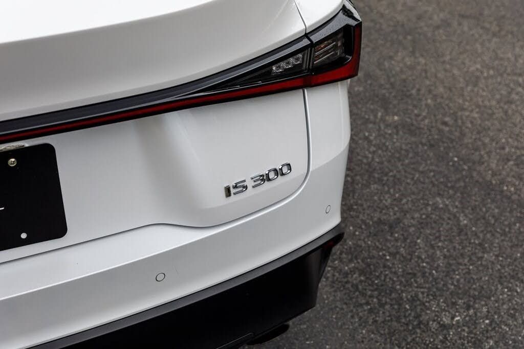 2024 LEXUS IS - photo 13