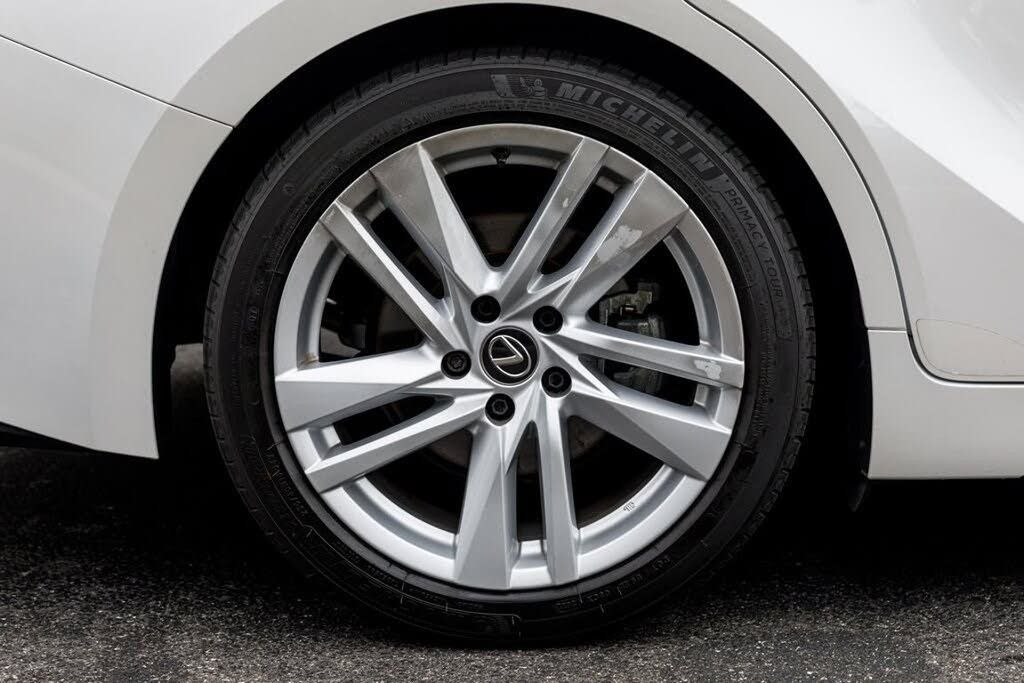 2024 LEXUS IS - photo 15