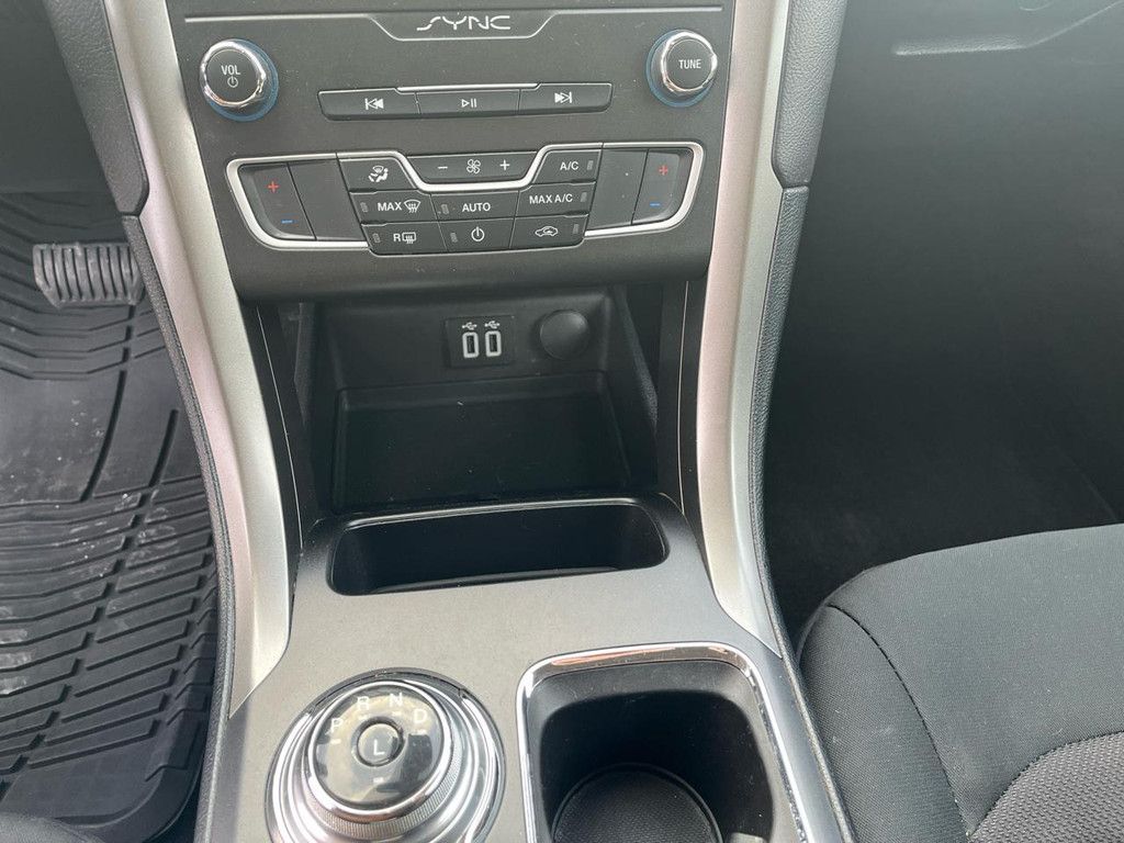 2020 FORD Fusion - photo 13