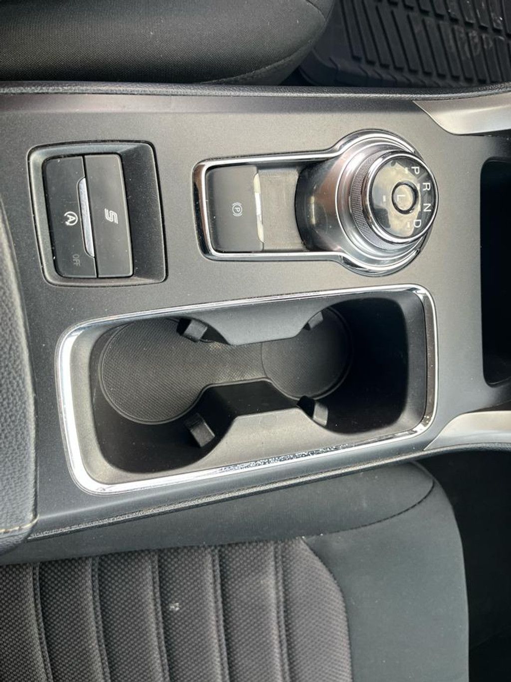 2020 FORD Fusion - photo 14