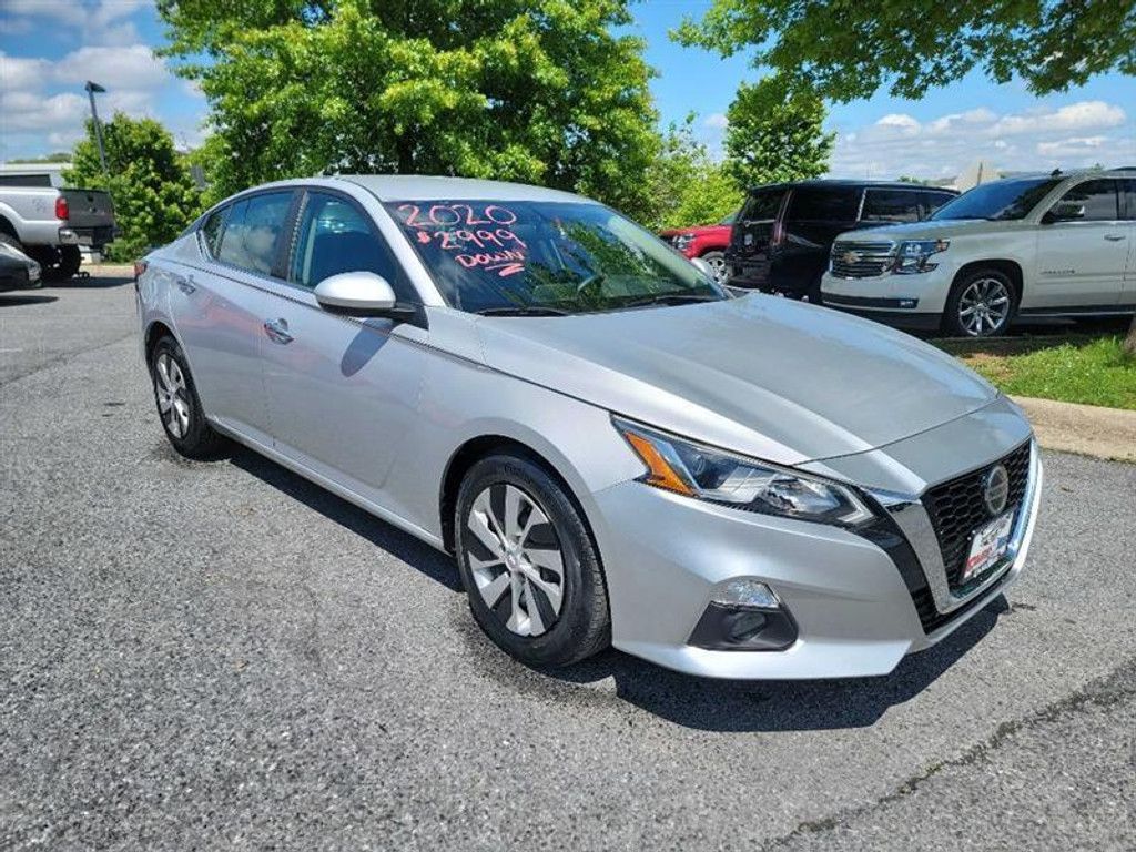 2020 NISSAN Altima - main photo