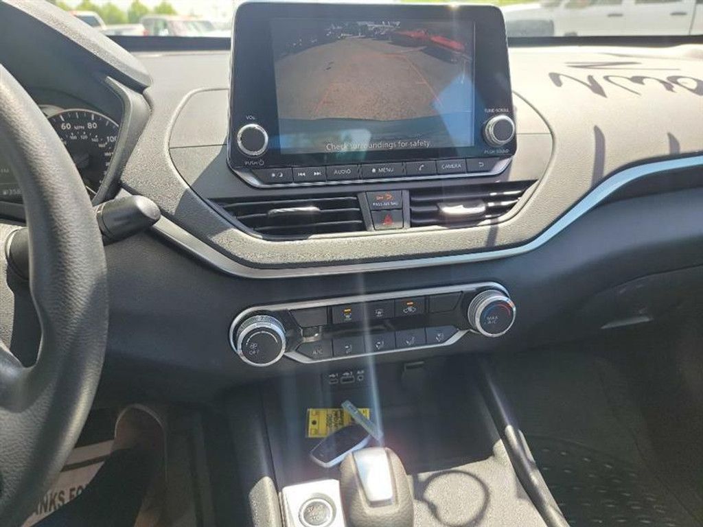 2020 NISSAN Altima - photo 12