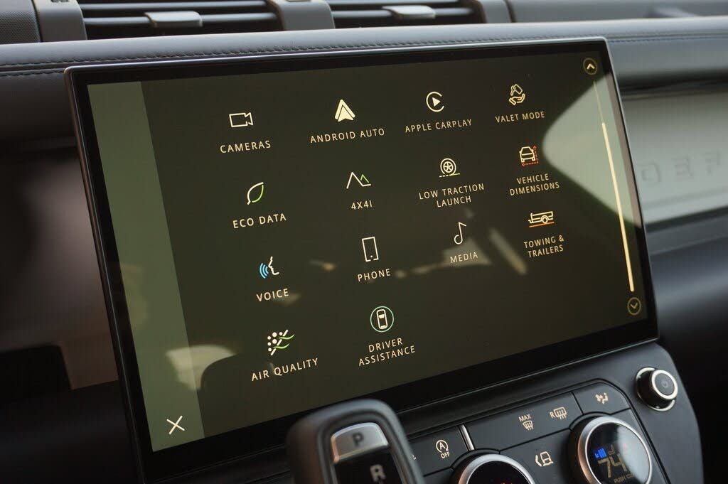 2026 LAND ROVER Defender - photo 24