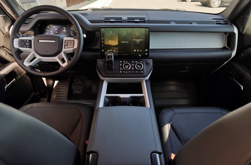 2026 LAND ROVER Defender - photo 11