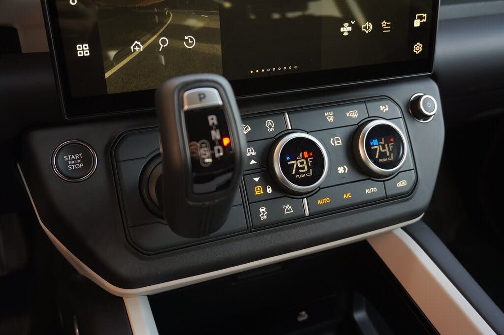 2026 LAND ROVER Defender - photo 31