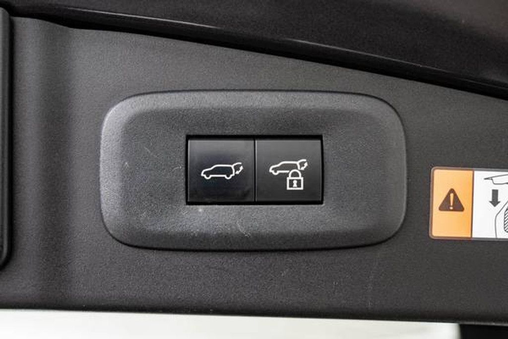 2023 LEXUS RZ - photo 20