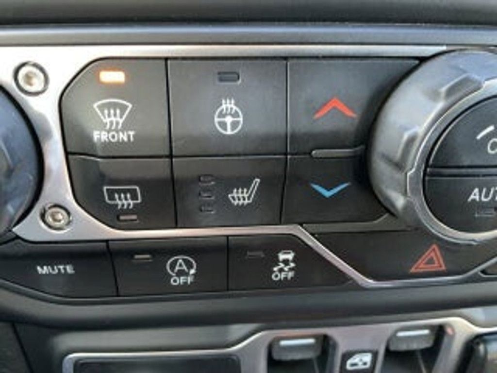 2020 JEEP Wrangler - photo 28
